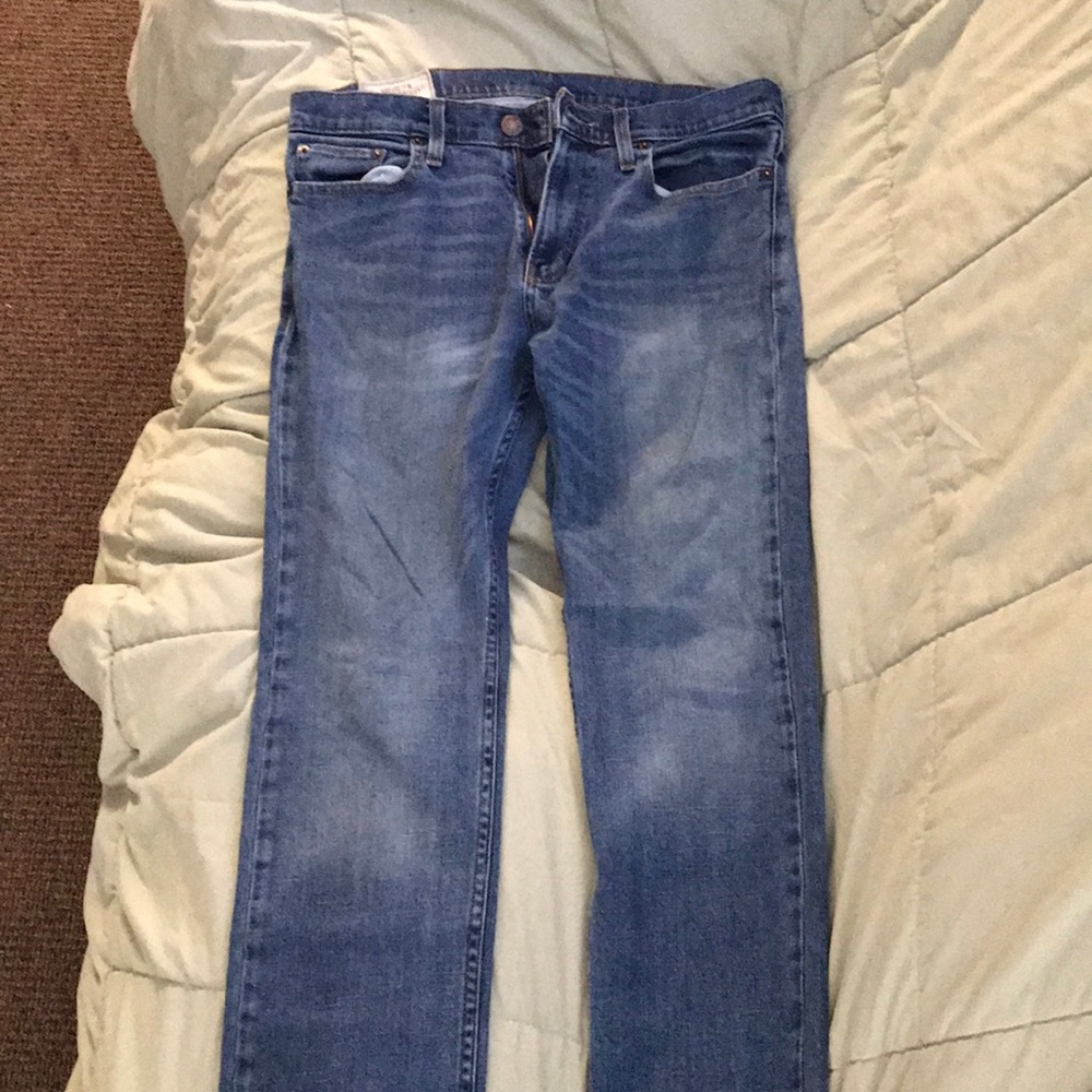 Hollister Slim Straight Medium wash jeans 32x32